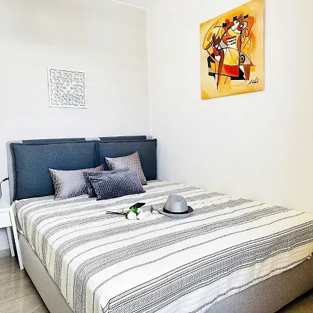 Cozy Snuggle- 2min To Beach, 6min Walk To Old Town * חאניה