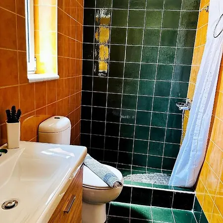 Cozy Snuggle- 2min To Beach, 6min Walk To Old Town La Canée